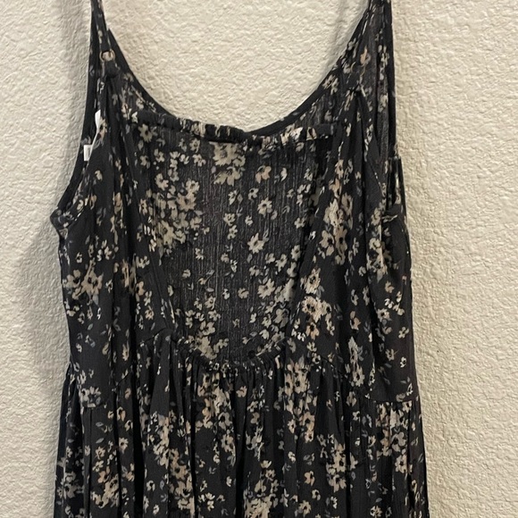 Sold - Picture 3 of 3